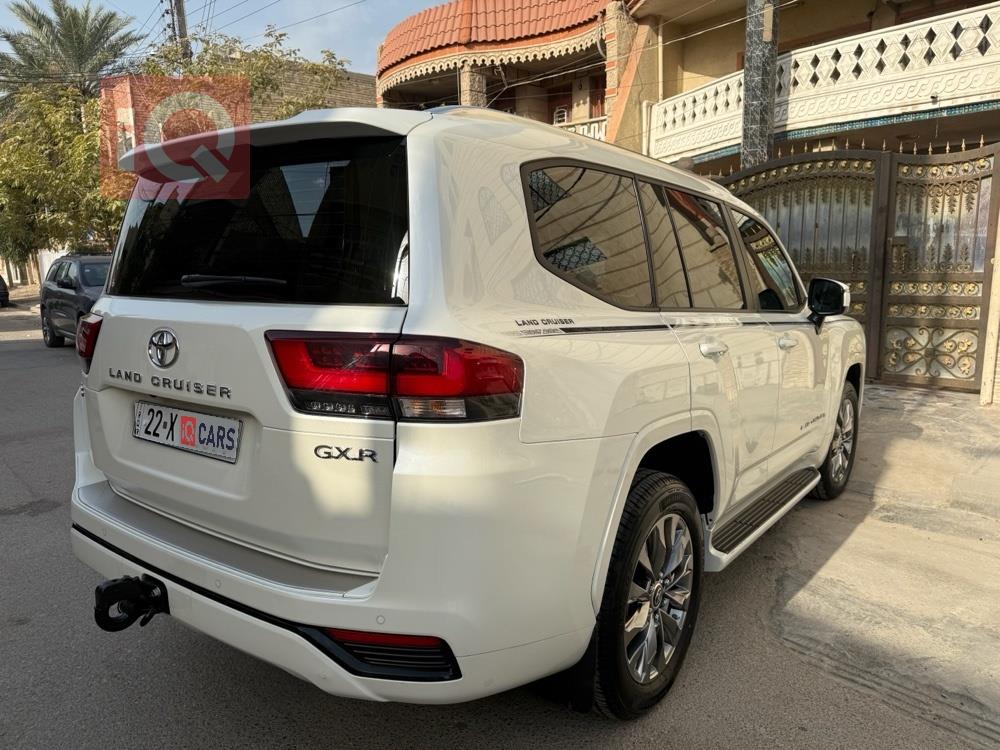 تويوتا لاندكروزر